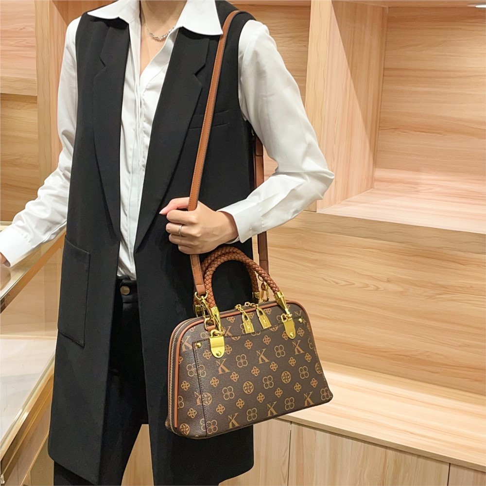 Sac à bandoulière en cuir de q - Women Bags Premium Brands avis et prix