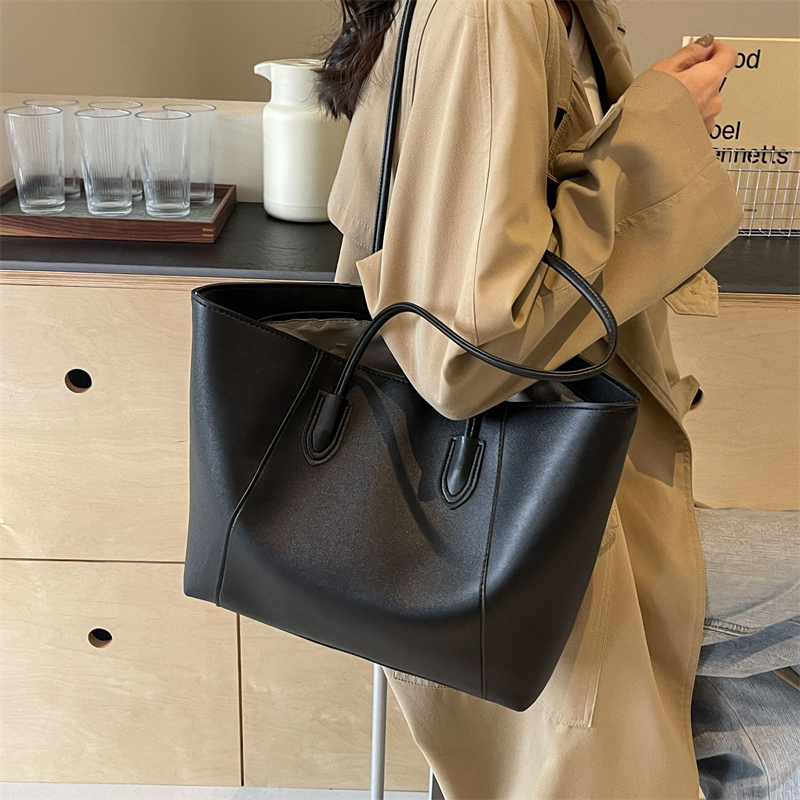 Sacs fourre-tout à fermeture é - Women Bags Sale avis et prix