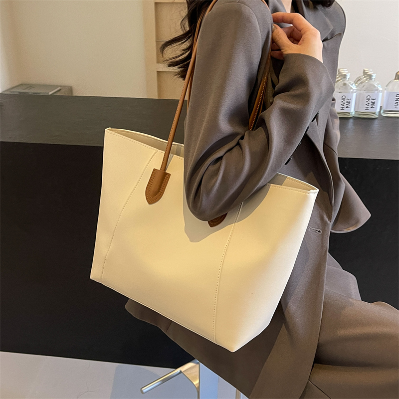 Sacs fourre-tout à fermeture é - Women Bags Sale avis et prix