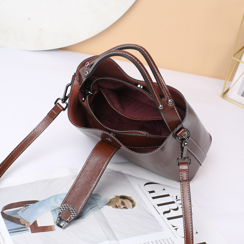 Sac seau en cuir véritable cir - Doctor Bag Leather avis et prix