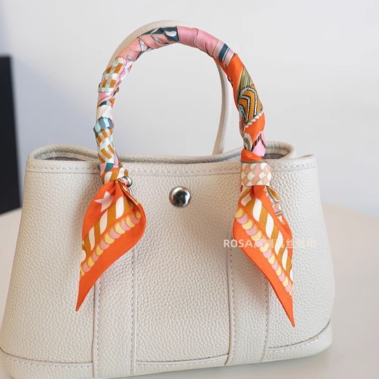 Longue écharpe de luxe avec De - Women Bags Hermes avis et prix